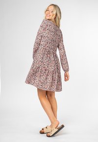 Sublevel Freizeitkleid - light rose