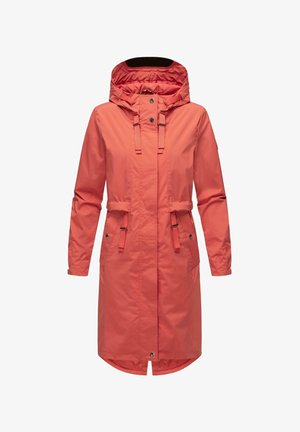 Corall színű vízálló dzseki kapucnival, húzózsinóros derékrésszel, hosszú ujjakkal, oldalzsebekkel és patentgombos részletekkel. Sima tapintású és félhosszú dizájn.