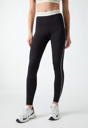 Guess, BRUNELLA LEGGINGS - Legging (type pantalon) - black