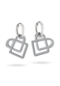 Silberne Ohrhänger mit geometrischem Design; geschichtete Formen umfassen ein Quadrat und abgerundete Kanten, die einen modernen, minimalistischen Look schaffen.