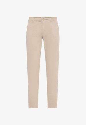 Beżowe chinosy slim fit z przodu zapinane na guzik i zamek błyskawiczny, z szlufkami na pasek i bocznymi kieszeniami, przedstawione na białym tle.