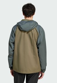 Adidas Terrex MULTI TWO-LAYER RAIN.RDY - Regenjas - olive strata   legend ivy