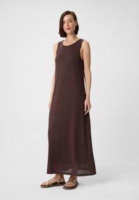 comma casual identity Maxikleid - mokka