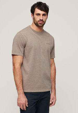 Superdry & Co OVERDYED LOGO - T-Shirt basic - deep beige slub