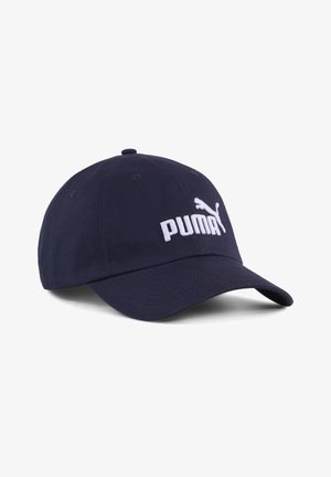 Granatowa czapka z daszkiem wykonana z bawełny, z zakrzywionym daszkiem. Na przedzie haftowane białe logo "PUMA" oraz otwory wentylacyjne.