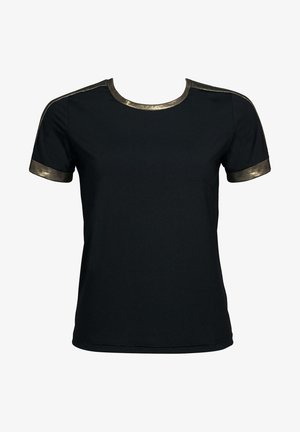 Czarny t-shirt z krótkim rękawem, ozdobiony metalicznym złotym wykończeniem na dekolcie i rękawach. Miękka tkanina o prostym, klasycznym kroju.