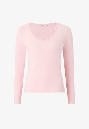 Hellrosa langärmliges Shirt mit Rundhalsausschnitt, figurbetontem Schnitt und ohne sichtbare Muster oder Logos auf weißem Hintergrund.