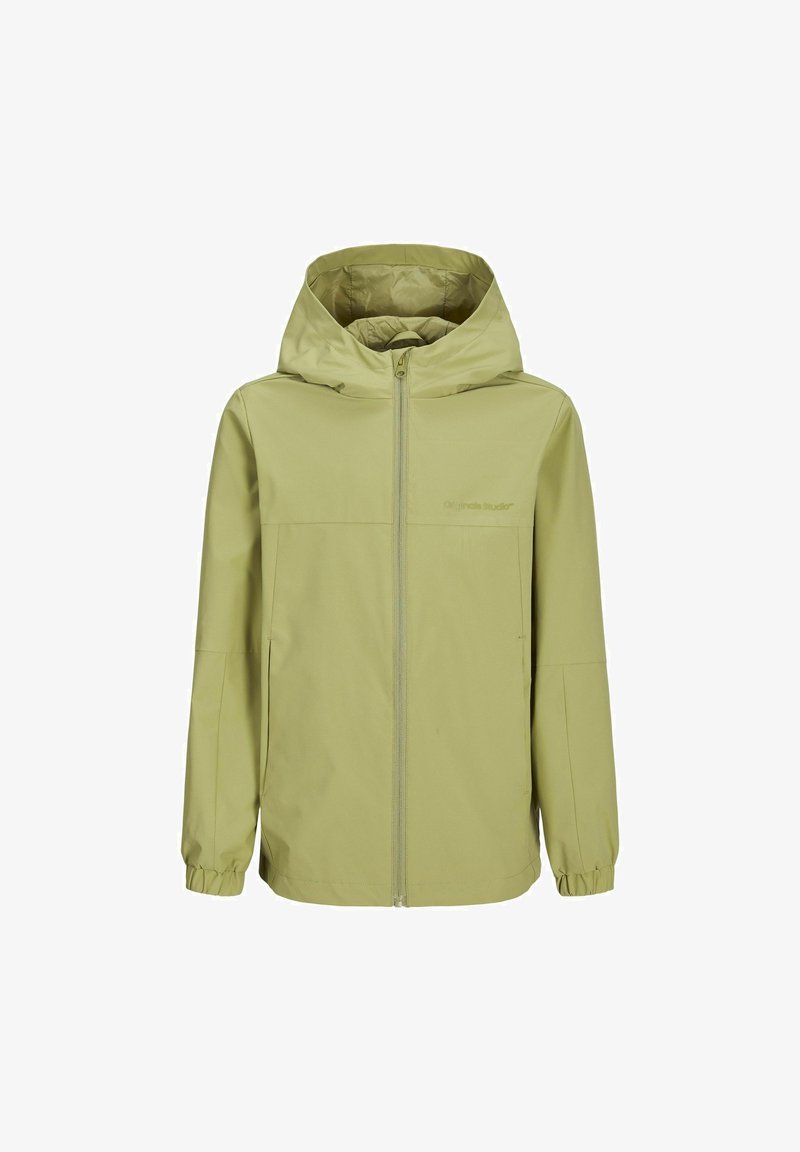 Šviesiai žalia striukė su užtrauktuku priekyje, reguliuojama kepurėle, elastingomis rankogaliais ir lygia tekstūra. Dėl minimalių siūlių ir diskretiško logotipo atrodo labai stilingai.