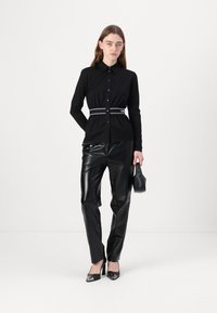 KARL LAGERFELD LOGO - Camicia - black