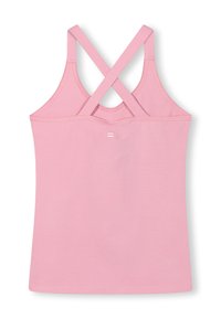 Top de tirantes rosa con diseño de espalda cruzada, hecho de tela suave. Cuenta con una textura lisa y un pequeño emblema decorativo en la parte media de la espalda.