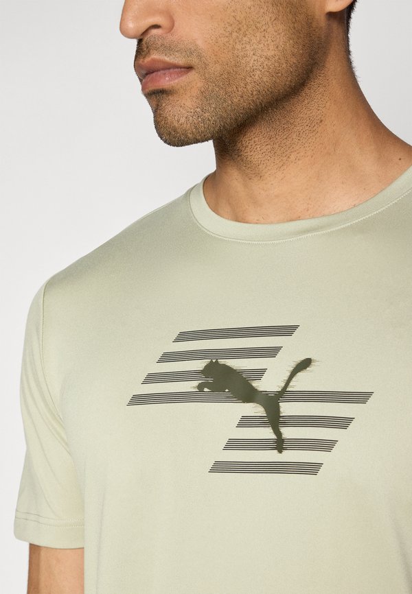 HYROX GRAPHIC TEE - Sports T-shirt - lux army3