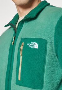The North Face M YUMIORI FULL ZIP - Fliisjakk - green