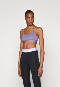 Nike Performance INDY BRA - Neliela atbalsta sporta krūšturis - daybreak
