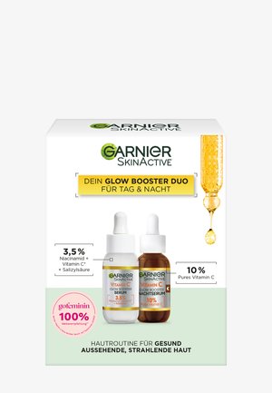 Garnier VITAMIN C GLOW BOOSTER SERUM DUO - Gesichtspflegeset