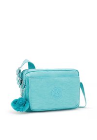 Turkise crossbody taske med en struktureret finish, lynlåslukning, frontlomme og en fuzzy abe charm fastgjort. Holdbart stof og justerbar rem.