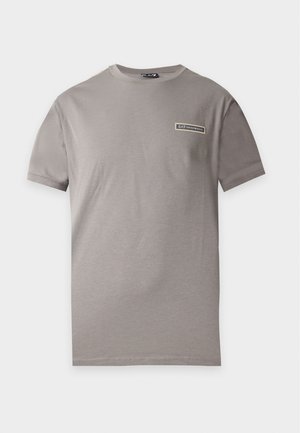 EA7 Emporio Armani, TRAIN LOGO SERIES TEE TAPE - T-shirt basic - cloudburst