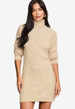 Lipsy PETITE FIT - CABLE COWL  - Svetríkové šaty - beige