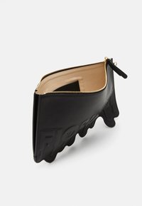 Fiorucci DRIP POUCH UNISEX - Delninukė - black
