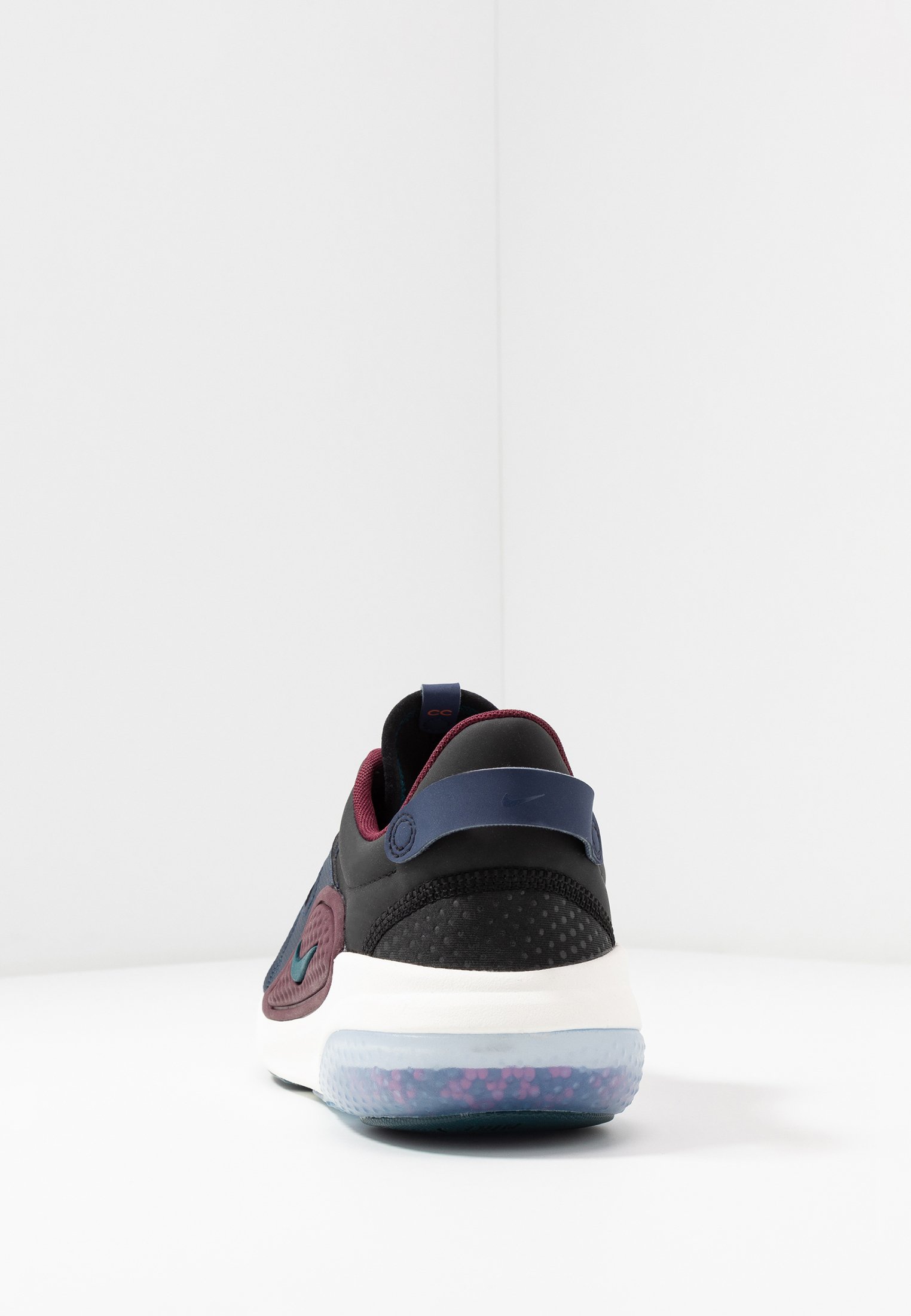 Nike Sportswear JOYRIDE Joggesko blackstarfishmidnight Nike Sportswear JOYRIDE Joggesko blackstarfishmidnight