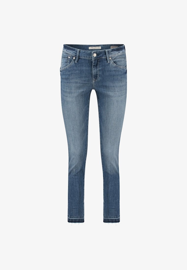 Jeans de mezclilla azul con un ajuste slim, lavado desgastado, cinco bolsillos y detalle de dobladillo sin acabar. Cuenta con un cierre clásico de botón y cremallera en la parte delantera.