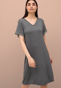 Ellos Collection MADILYN - Camisón - grün