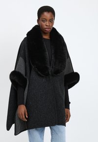 INFLUENCER Mantella - black