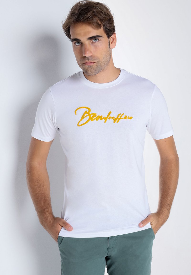 BENDORFF - WEISSES CHENILLE MIT KURZEN ÄRMELN - Print T-shirt - weiß, Enlarge