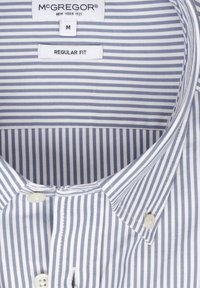 Thumbnail Image 3