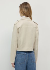 Calliope CHIODO EFFETTO  - Kunstlederjacke - beige medio