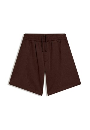 Shorts décontractés marron foncé avec taille élastique et cordon de serrage, présentant des coutures latérales courbées et une coupe longueur genou.