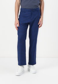 adidas Golf Originals - PRINTED PANT - Trousers - night indigo/royal blue/blue bird Thumbnail Image 1