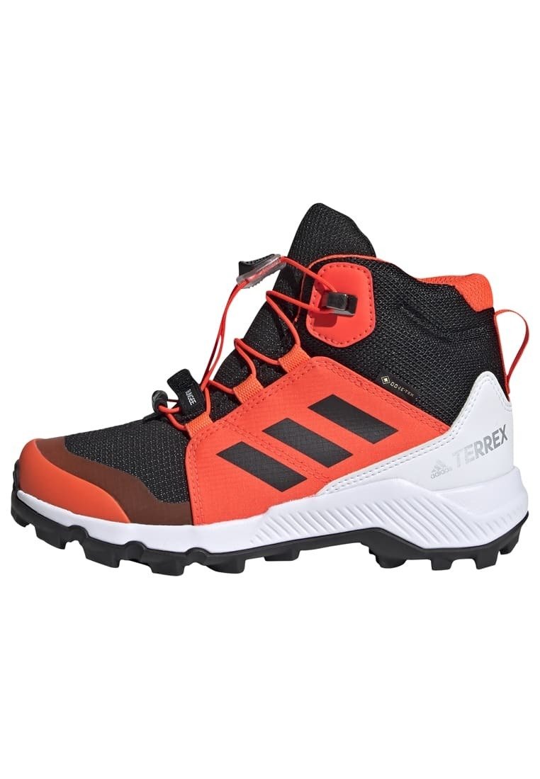 adidas mid gtx