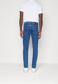 Calvin Klein Jeans Jeans slim fit - dark-blue denim