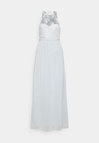 Vestido longo azul claro com corpete rendado, decote halter, saia plissada e uma textura suave com cintura ajustada.