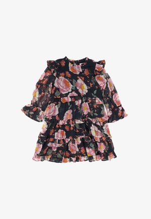 Vestido largo de manga larga en negro con estampado floral en tonos rosa y naranja, con detalles de volantes en las mangas y el dobladillo.