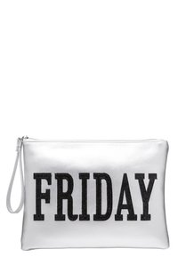 Hvid metallic clutch med lynlås og håndledsrem. Har fed sort tekst, der lyder "FRIDAY" på forsiden.