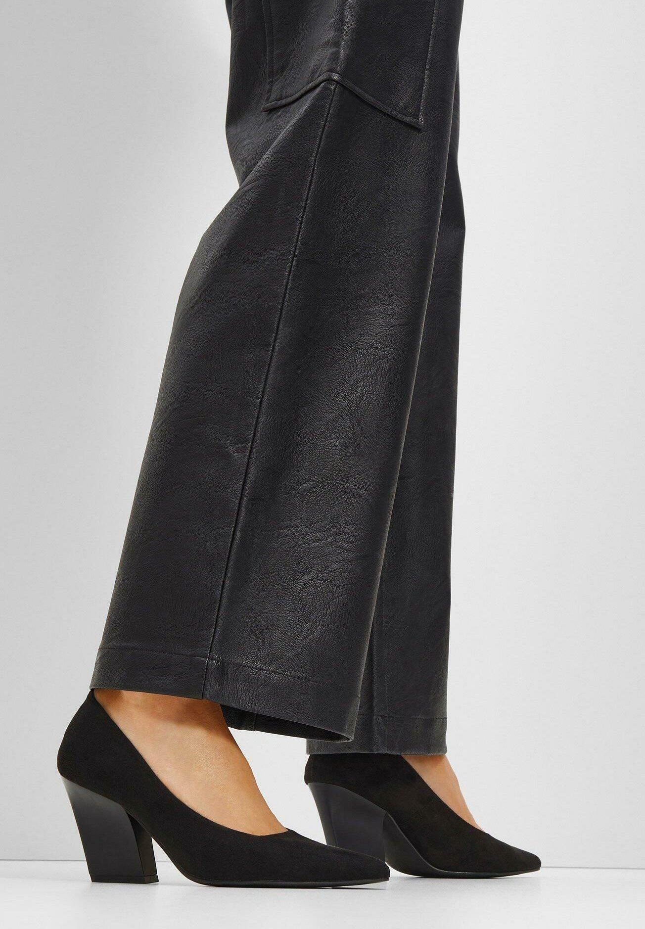 Talon Haut Bon Prix Chaussures Escarpins Bonprix Escarpins Black/noir - Main Image