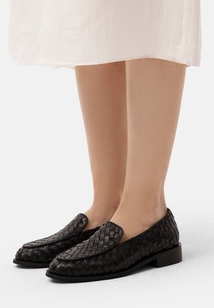 L37 PURE CLASSIC - Instappers - black