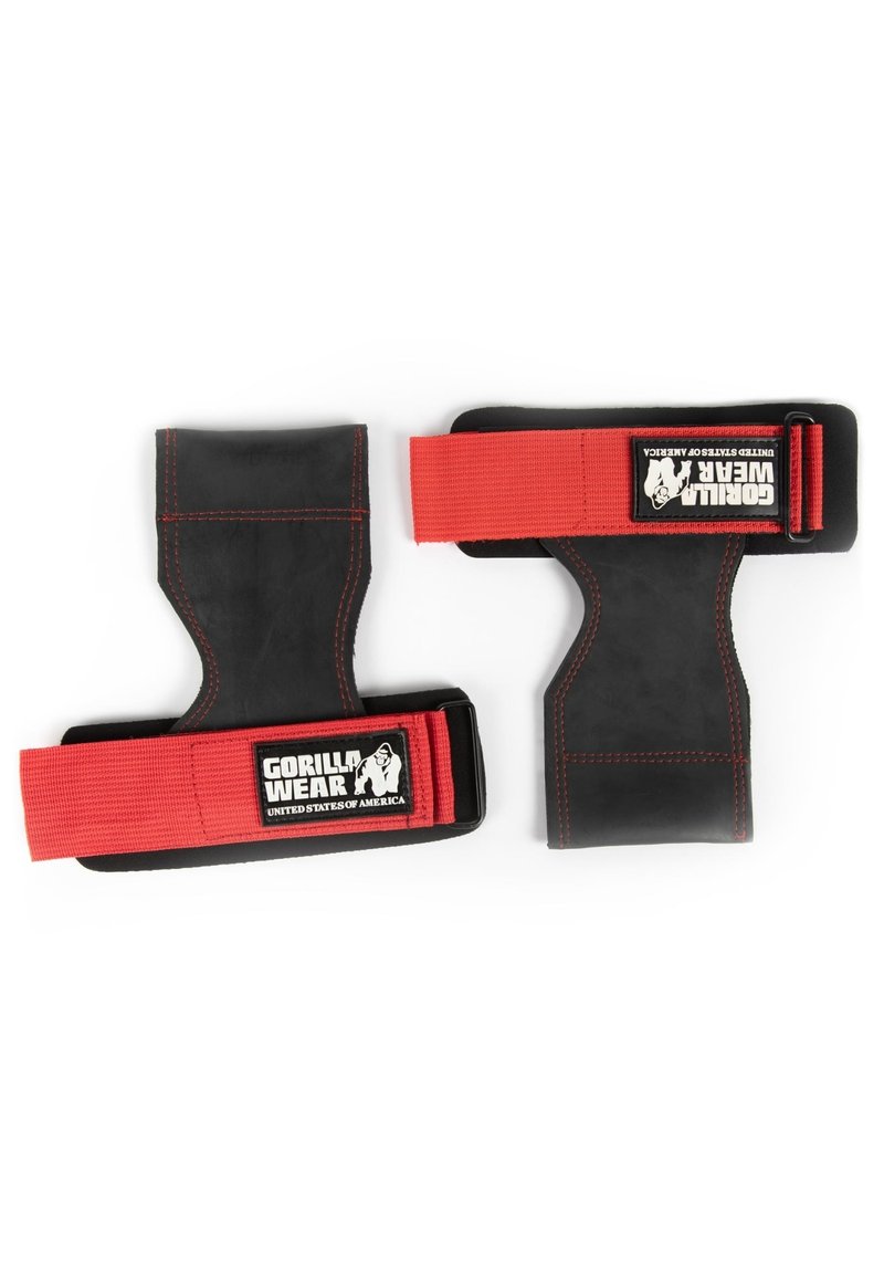 Sangles de levage en cuir noir avec des poignées et des coutures en tissu rouge. Présente un patch logo et une fermeture ajustable. Design durable pour l'haltérophilie.