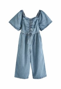 Denim jumpsuit, lys blå, korte puffærmer, rynket frontdetalje, snoretræk i taljen, bred ben design, afsluttet med søm ved kanten.