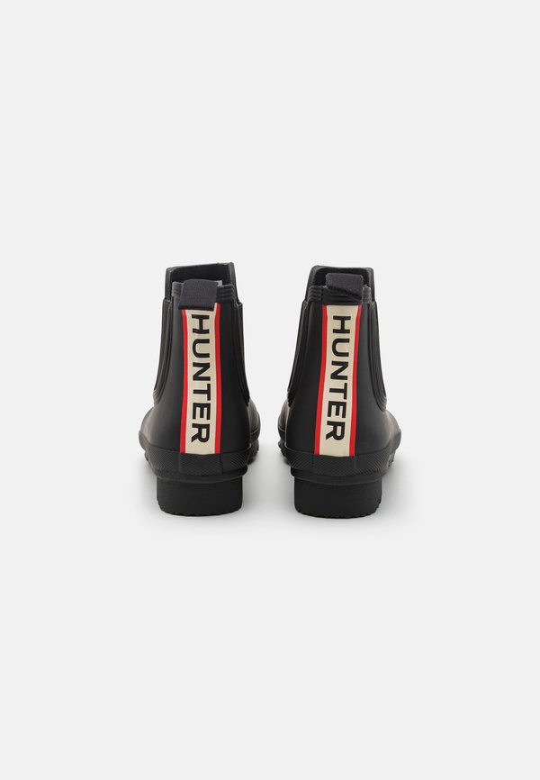 MENS ORIGINAL CHELSEA TRI COLOUR LOGO BACKSTRAP - Wellies4