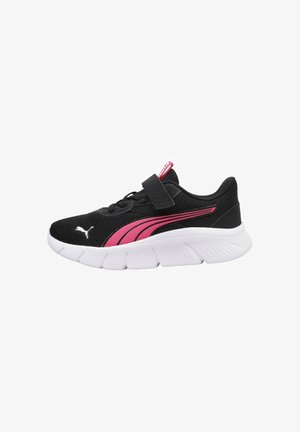 Scarpe da atletica nere con dettagli rosa, dotate di una tomaia in mesh testurizzato, una fascetta in Velcro e una suola bianca imbottita con scanalature.