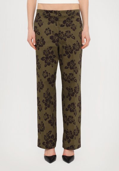 Blumenmuster-Hosen in Olivgrün mit schwarzen Blumenmustern, gefertigt aus einem glatten Stoff, im geraden Bein-Design und mit Knopfverschluss.