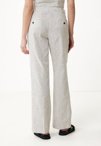 Mexx PINSTRIPE WIDE LEG - Tygbyxor - off white