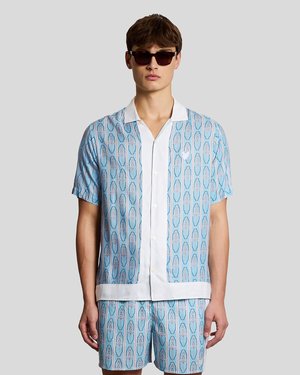 Lyle & Scott FLORAL LOOP GRAPHIC SHIRT - Overhemd - almond cream/parma blue