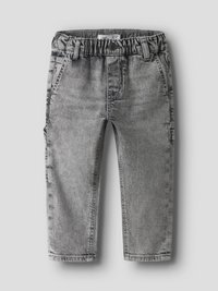 Pantalones de mezclilla gris con una cinturilla elástica, cinco bolsillos y un diseño de pierna ajustada. Textura desgastada con detalles de costura visibles.