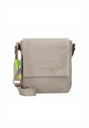 Sac bandoulière beige en tissu texturé, avec rabat avant, logo en relief et une bandoulière amovible avec des accents vert fluo et tirette de fermeture éclair.