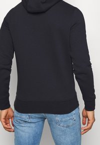Tommy Hilfiger Felpa con cappuccio - dark blue