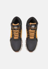 Timberland WINSOR TRAIL MID WP - Zapatillas altas - wheat
