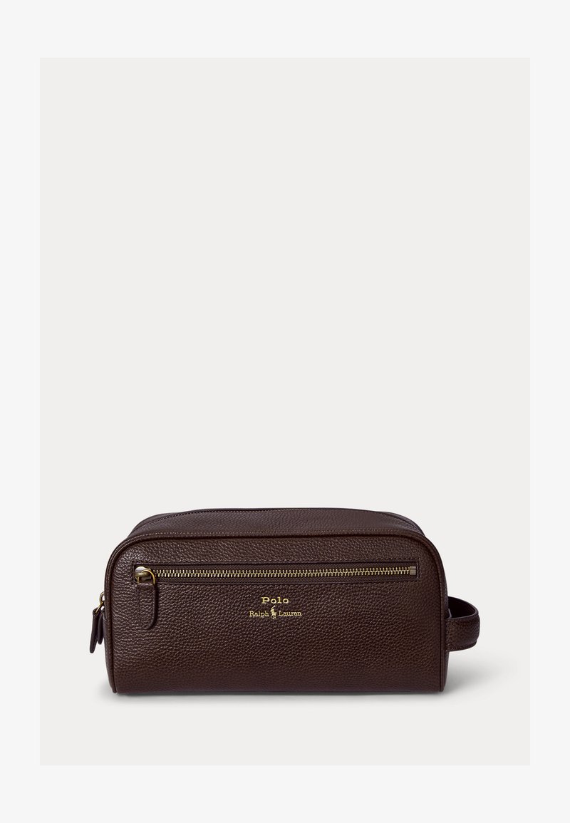 Mörkbrun texturerad lädernecessär från Polo Ralph Lauren med guldfärgad dragkedja och logotyp, rektangulär form och sidohandtag.